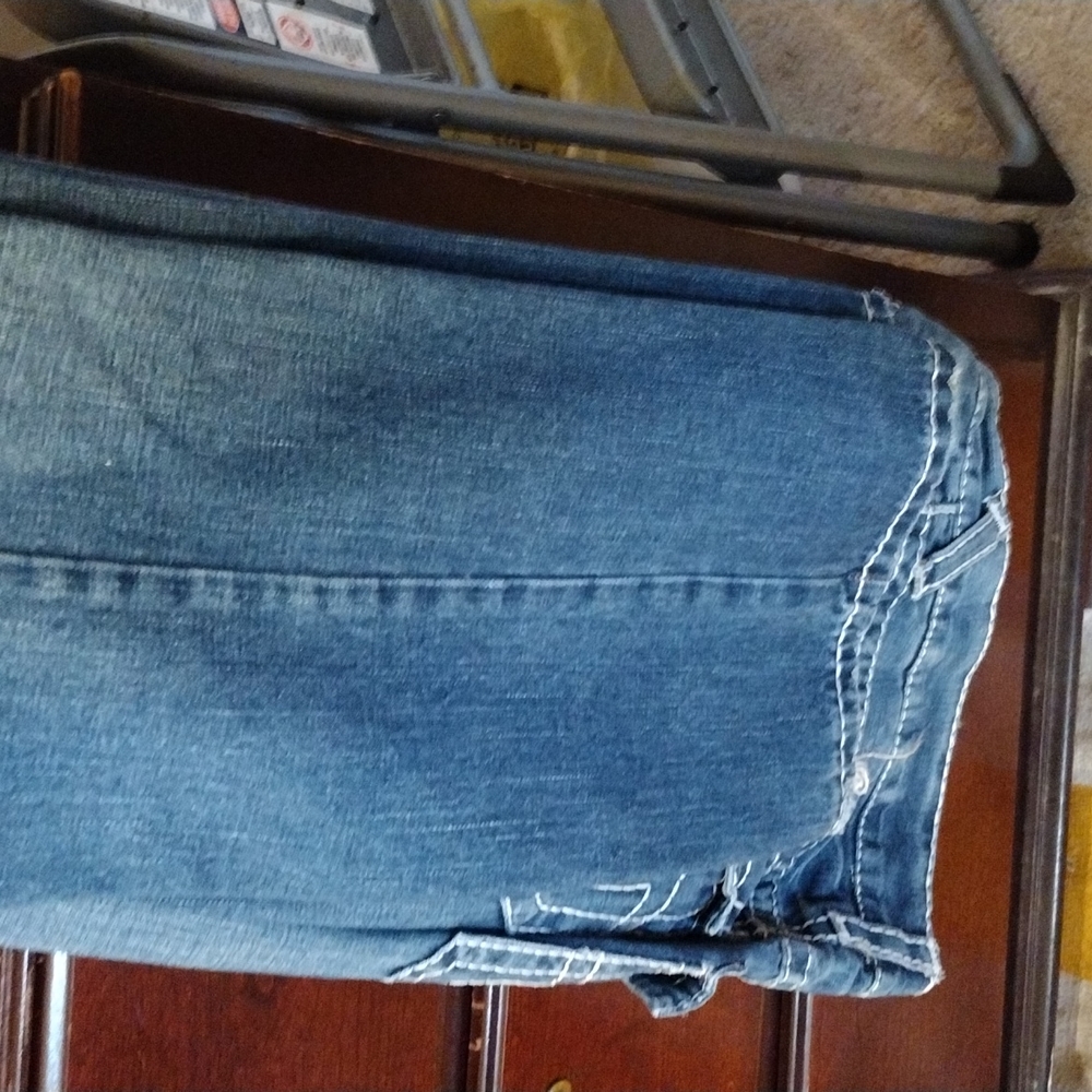 True Religion flare leg jeans - Picture 5 of 7